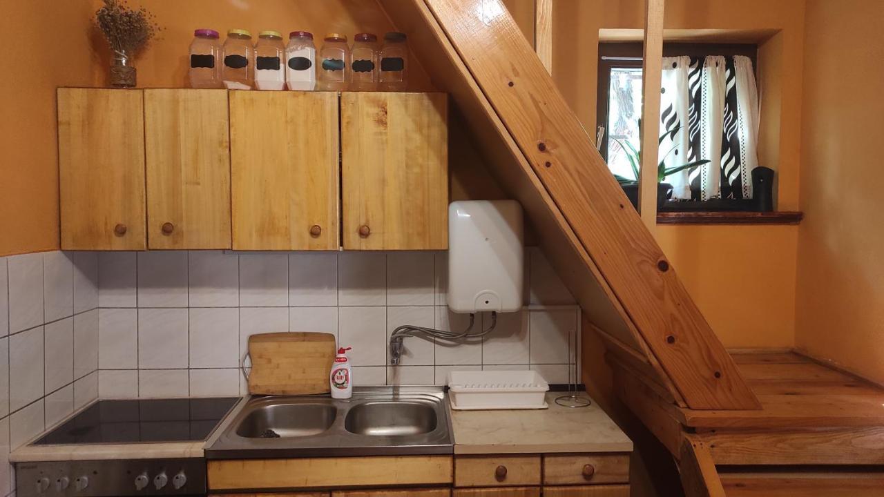 Wood House Apartment Ruma Bagian luar foto