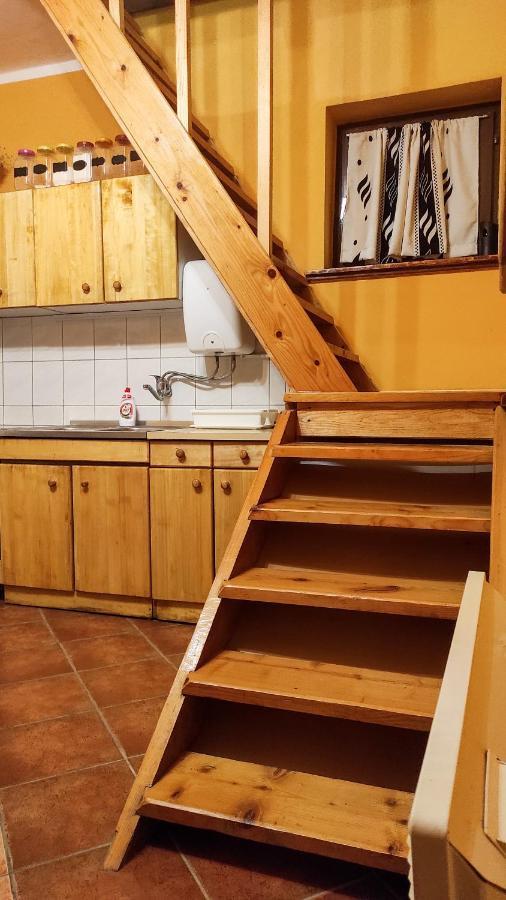 Wood House Apartment Ruma Bagian luar foto