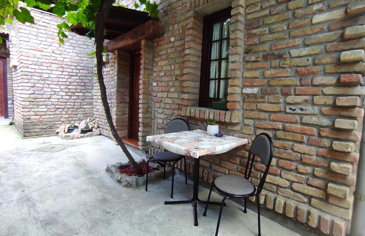 Wood House Apartment Ruma Bagian luar foto